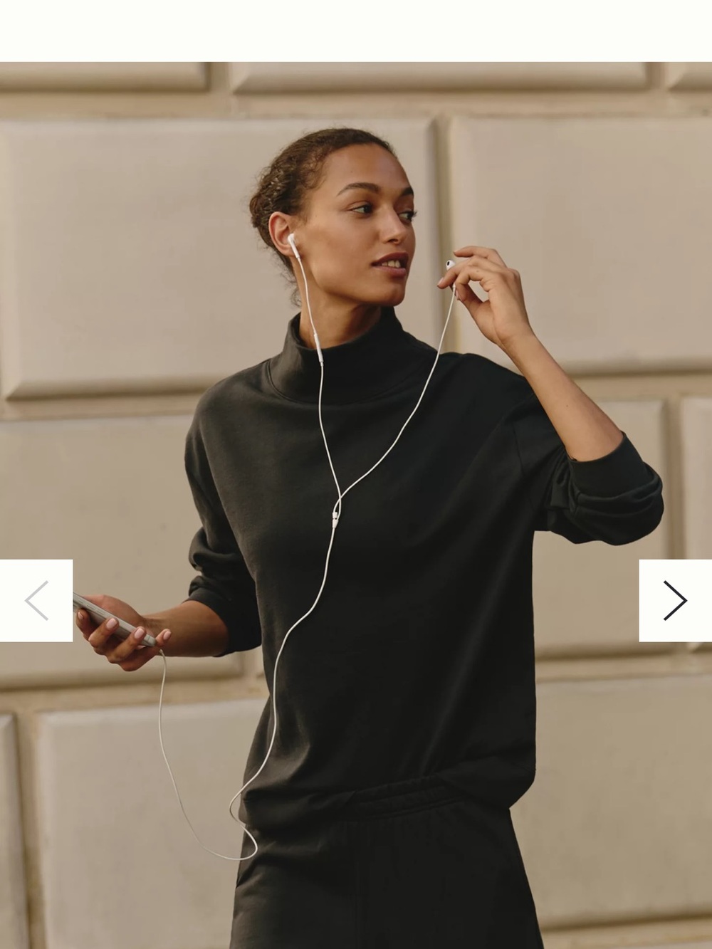 Classic Black Turtleneck Pullover - Women